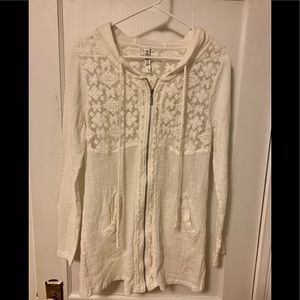 Super cute lacey boho zip up